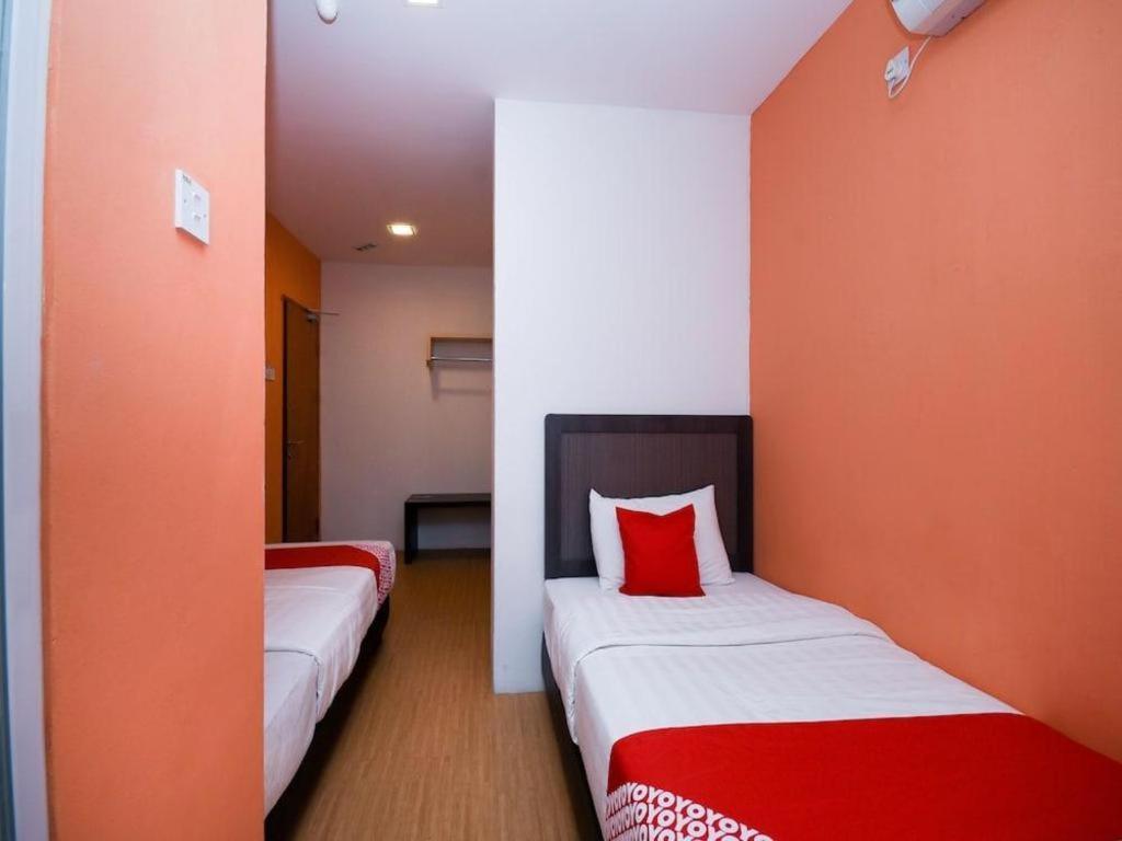 Oyo 1111 Harmony Stay Мірі Екстер'єр фото
