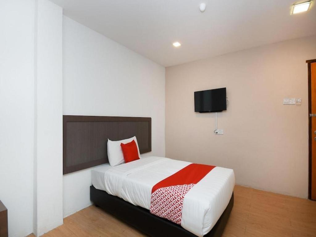 Oyo 1111 Harmony Stay Мірі Екстер'єр фото